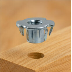 Einschlagmutter M6 verzinkt