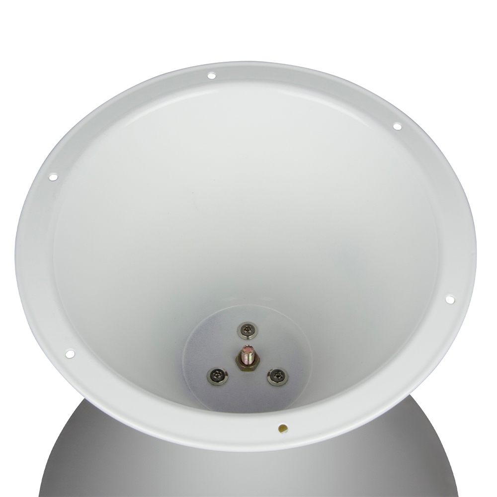 Metallisches Tischgestell in der Größe Small, in der Farbe Weiß, mit modernem Design und goldfarbenem Zier-Ring. Perfekt kombinierbar mit runden Tischplatten aus Holz, Glas oder Keramik. Ausgestattet mit Anti-Rutsch-Gummifüßen für stabilen Stand.