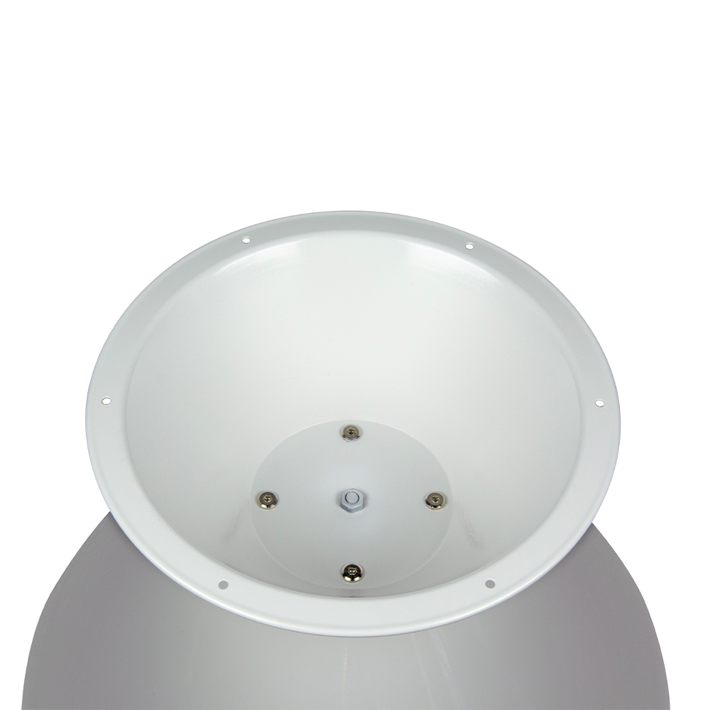 Großes Metall-Tischgestell in der Farbe Weiß, mit hellem, minimalistischen Design und goldfarbenem Zier-Ring. Geeignet für große, runde Tischplatten. Stabil und bodenschonend dank Anti-Rutsch-Gummifüßen."