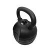 Benutzer führt Kettlebell-Swing mit verstellbarer Kettlebell aus