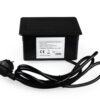 Versenkbare Einbausteckdose ModułBox Mini schwarz geschlossen mit Kabel, 1×230V Steckdose + 2×USB (Typ A & C)