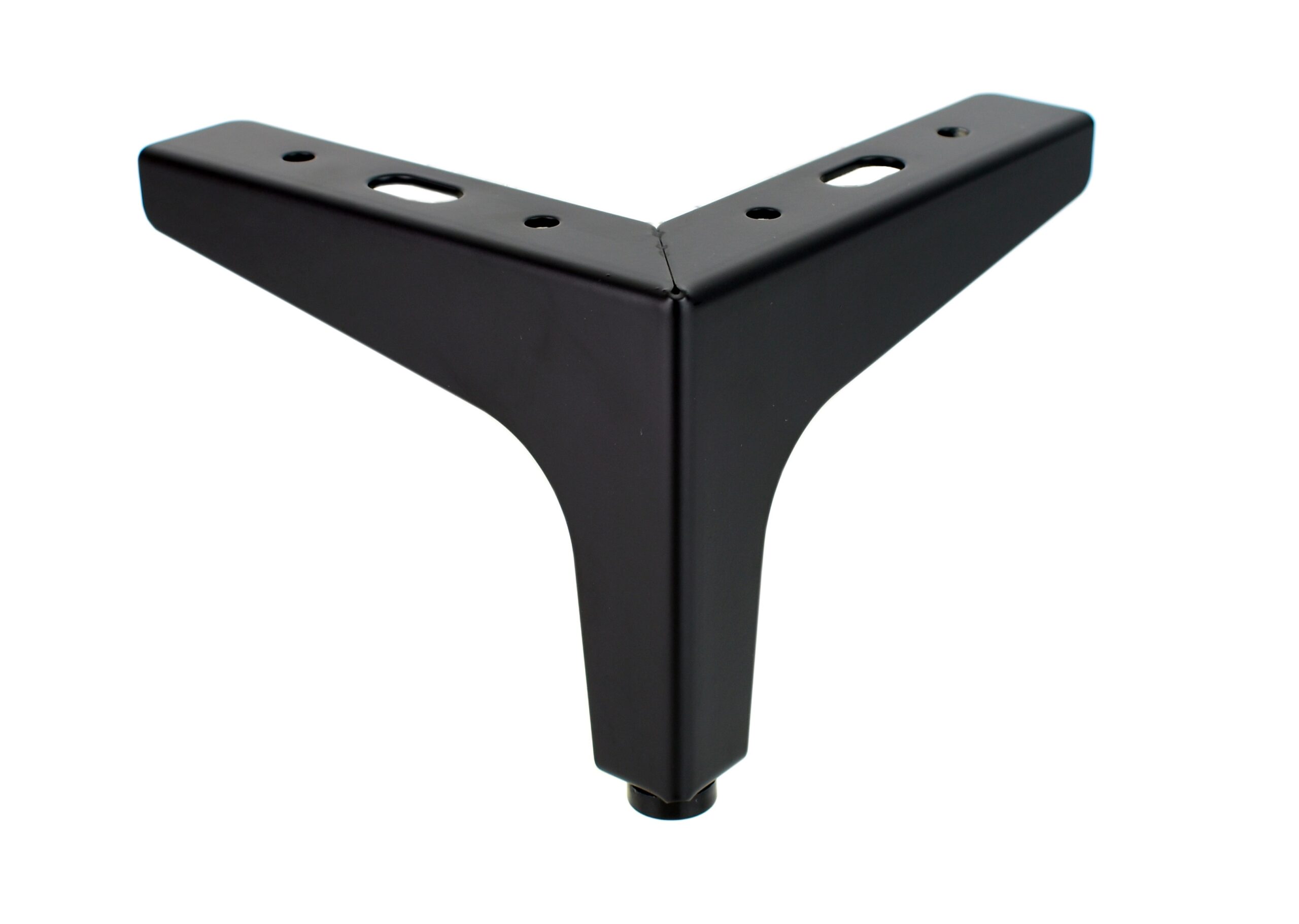 Moderne schwarze Möbelbeine 10 cm montiert unter einer Couch im Wohnzimmer