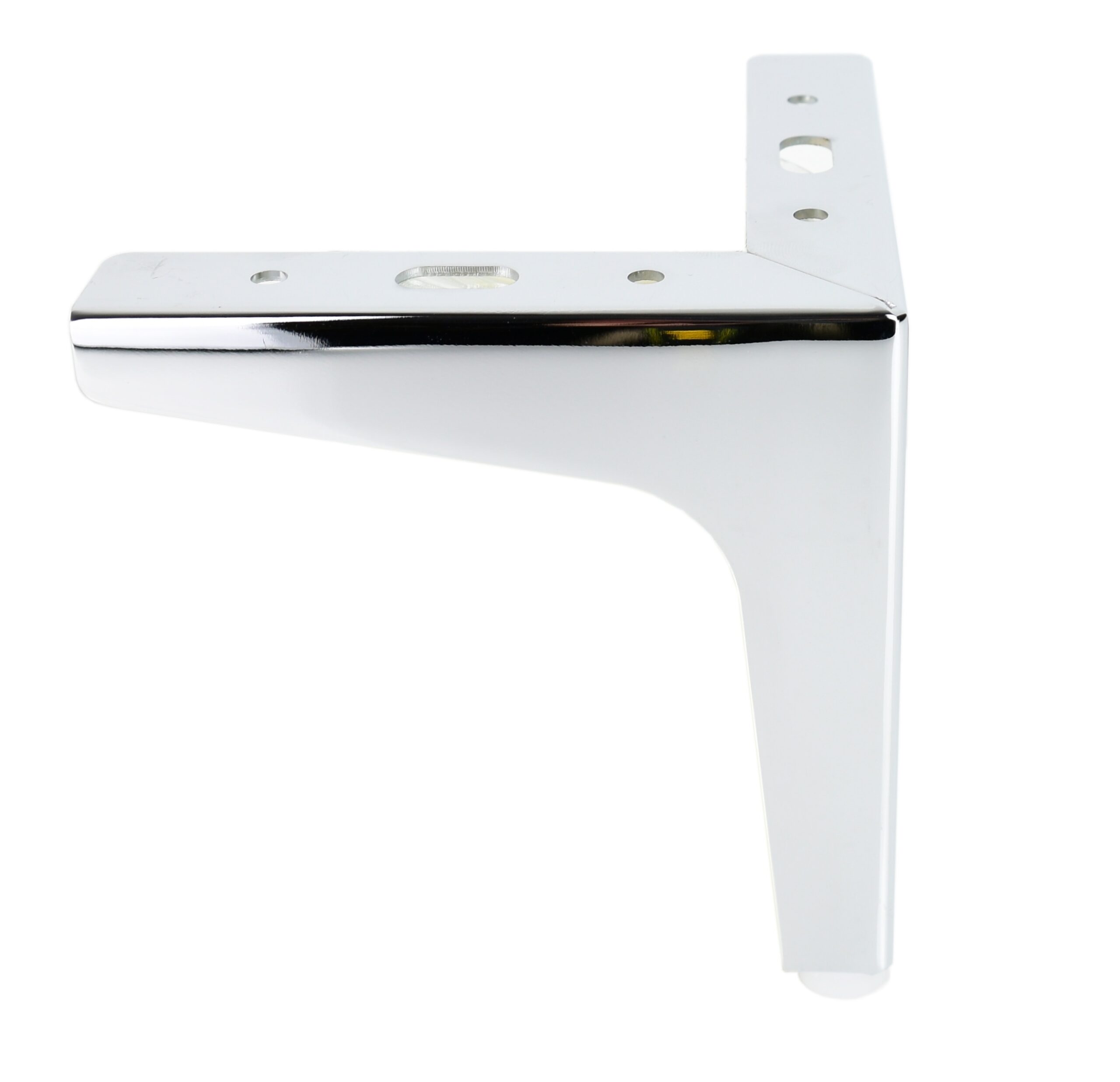 Bodenfreiheit 13,5 cm Chromfüße für einfache Reinigung